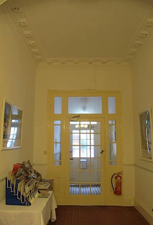 Clydesdale Apartments Торки Экстерьер фото
