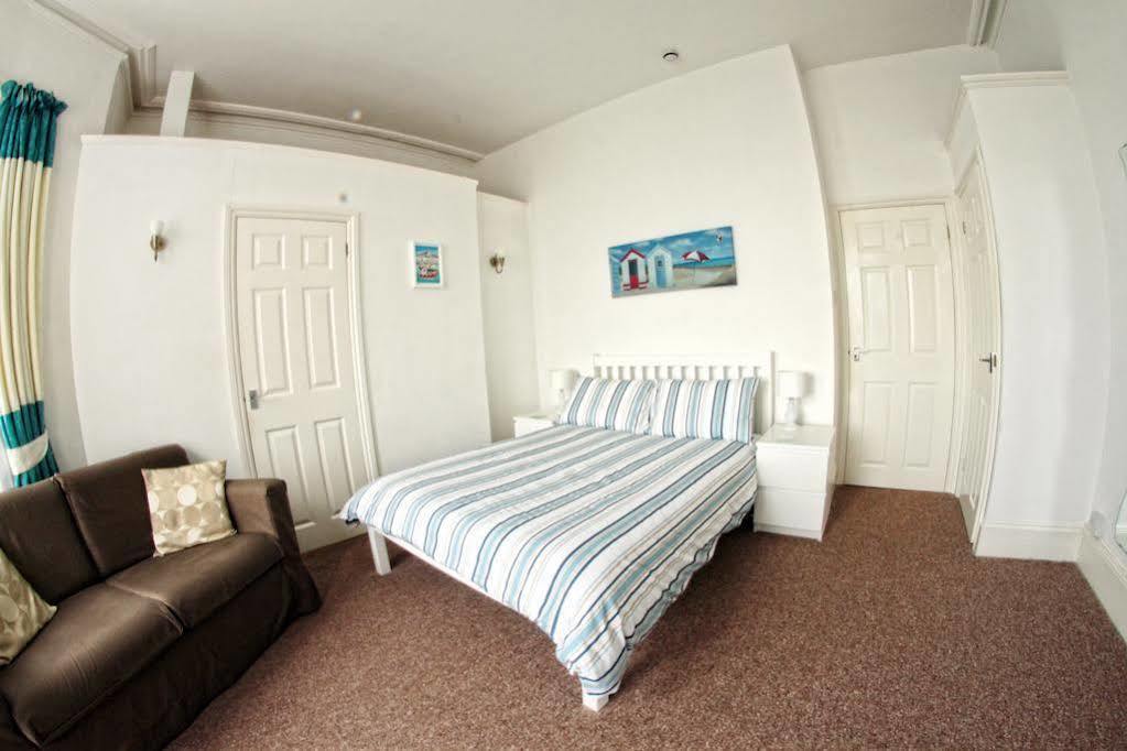 Clydesdale Apartments Торки Экстерьер фото